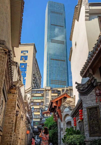 澳门一肖一码一待一中,澳门一肖一码一待一中，历史、文化、旅游的独特魅力