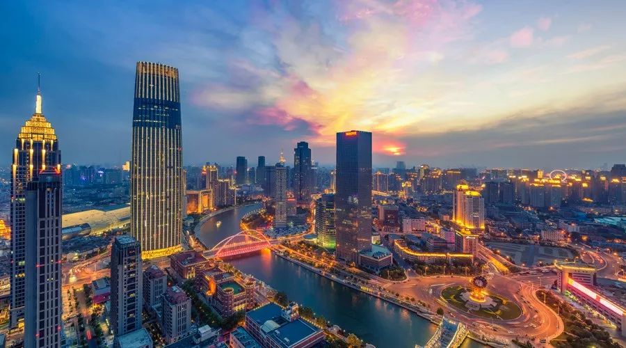 2025新澳门精准资料免费大全,澳门作为一个充满魅力的城市，吸引了众多游客的目光。随着时代的发展，越来越多的人对澳门的各种资讯产生了浓厚的兴趣。本文将围绕澳门和精准资料展开，为您带来关于澳门在不久的将来，即2025年的相关资讯大全。本文所提供的所有资料均为免费，希望能够帮助您更好地了解澳门。