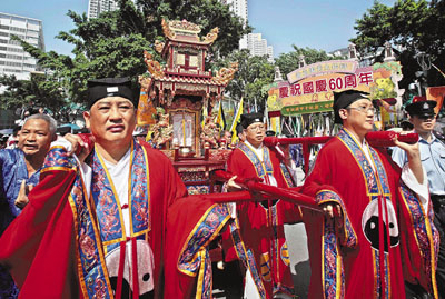 黄大仙澳门开奖现场开奖直播,黄大仙澳门开奖现场开奖直播，传统与科技的完美结合